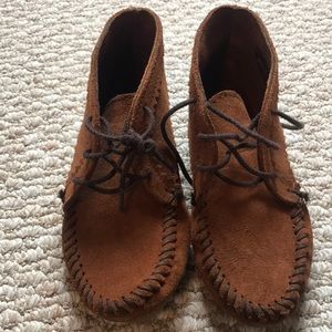 Minnetonka shoes